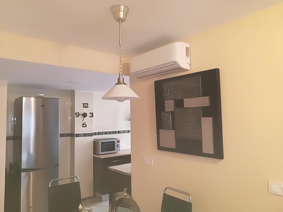 Piso Cerca De La Playa Apartment Malaga Bagian luar foto